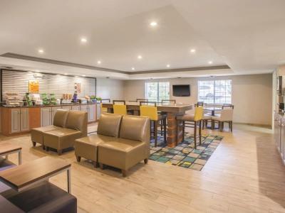 Hotel La Quinta By Wyndham Richmond South