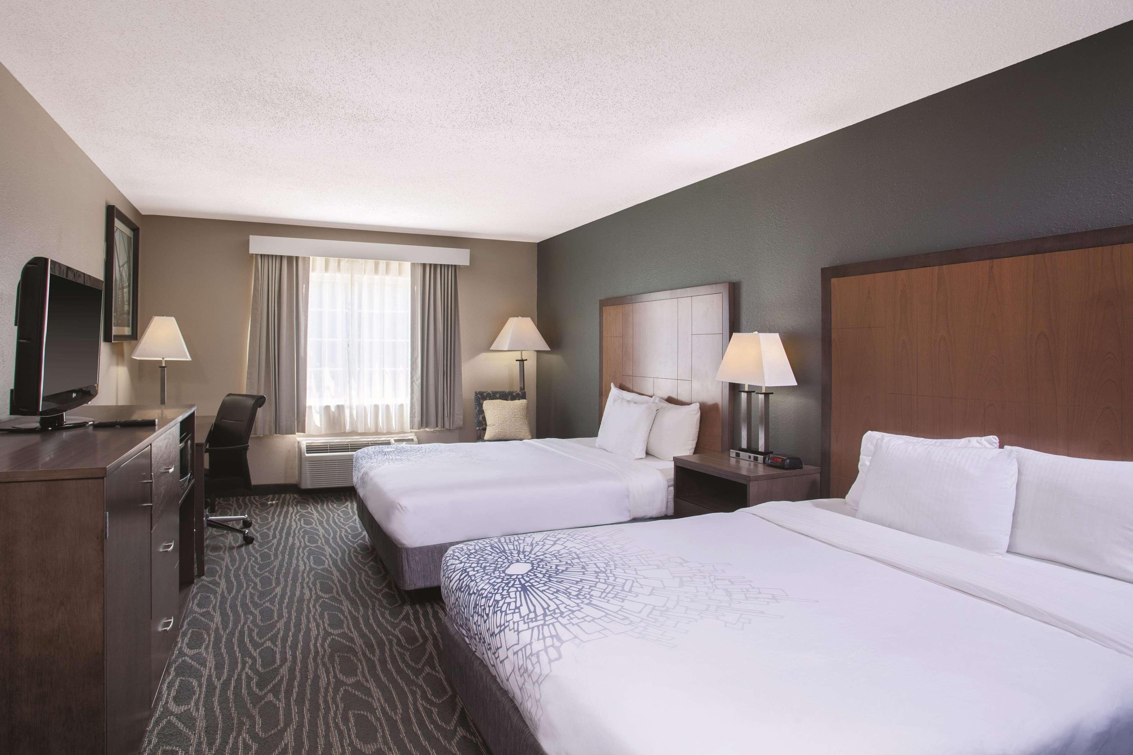 Hotel La Quinta By Wyndham Richmond South 3*