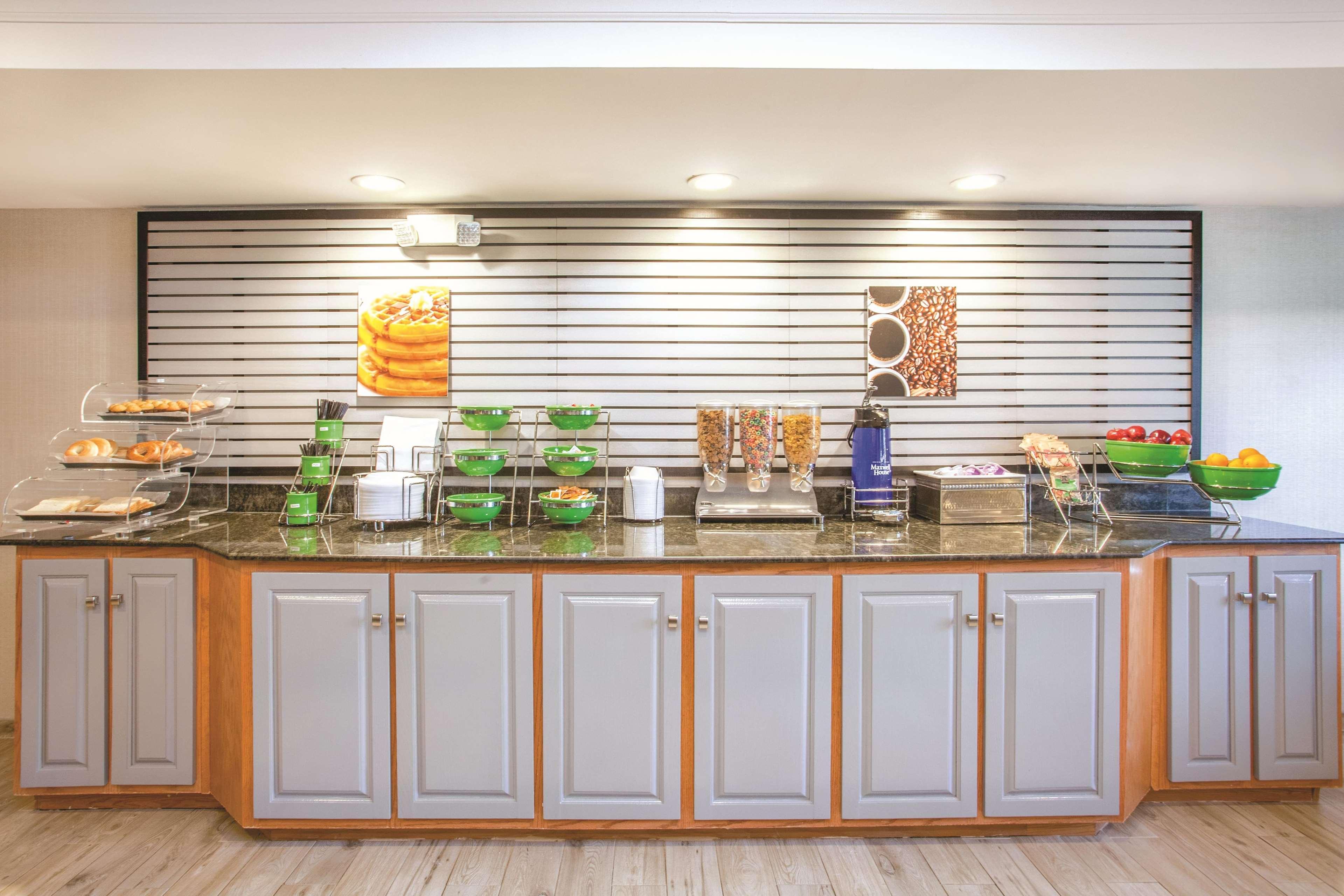 Hotel La Quinta By Wyndham Richmond South