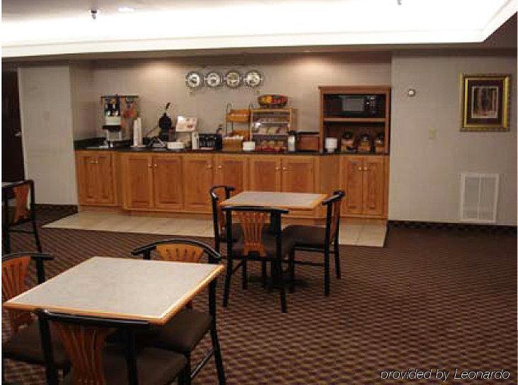 La Quinta By Wyndham Richmond South Hotel